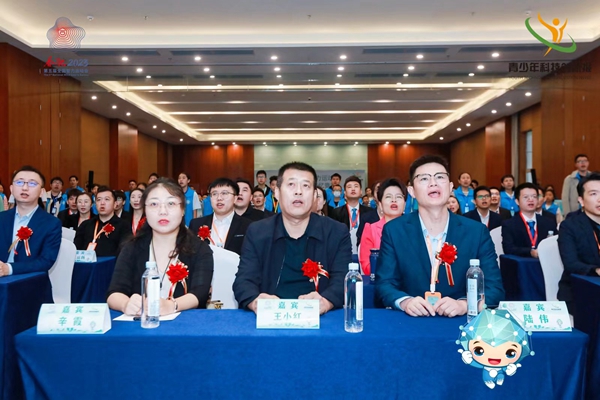 186107a27e4d4556bd51bb245863dd76.jpg 11.jpg