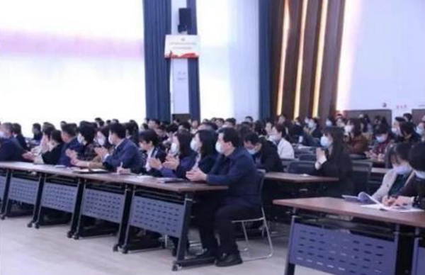 ed8d5483c2ca4afa8769d6c9f843567a.jpg 12.jpg