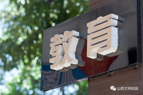 974befa3ce1346f5bc8d35e46ba0d974.jpg 2.jpg