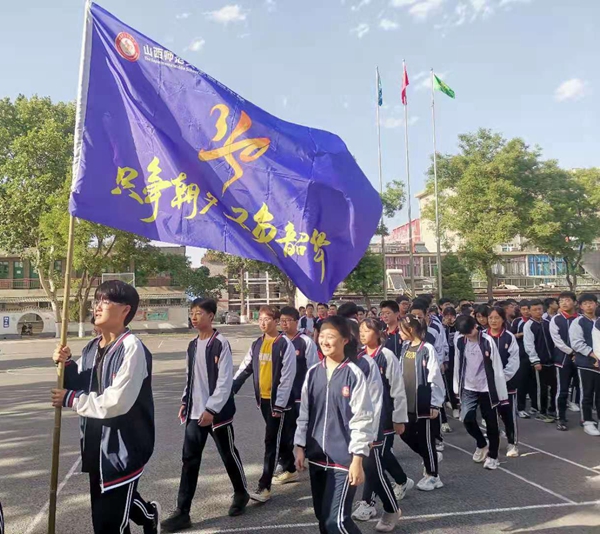 dbbd70273989462294b494f66f101b0d.jpg 14.jpg