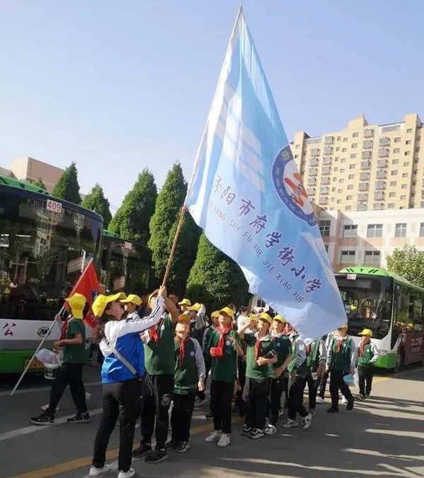 68a06cd6af414e7096ed05239cf76415.jpg 4.jpg