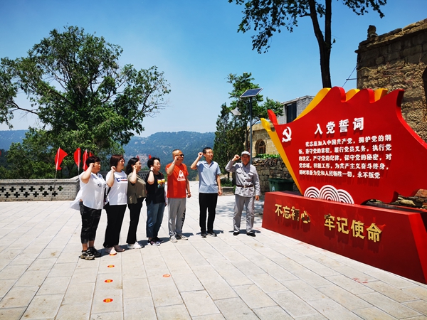 5bdefa3d5df5484799f0640d98fe2ccd.jpg 2.jpg