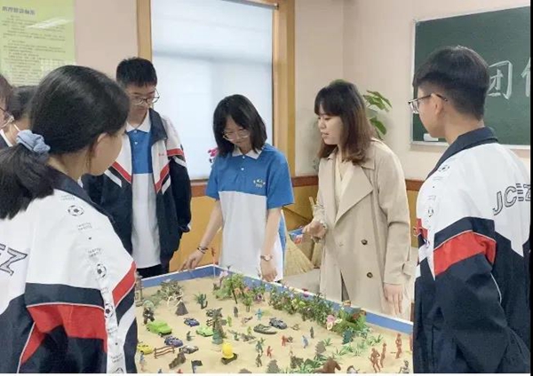 081c5769735c40599148af4bfbfa406d.jpg 27.jpg