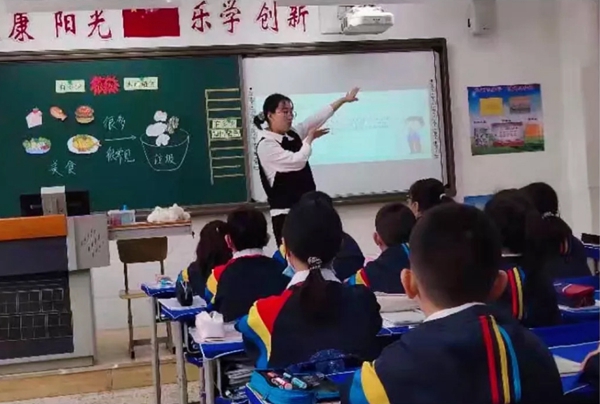 67be0f4faec24ca98b0c4dca06ceae52.jpg 000.jpg