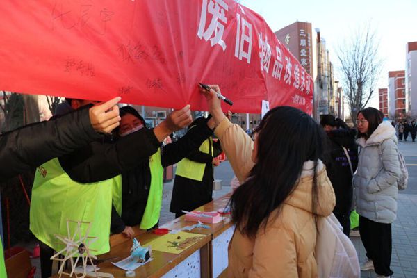 4713e40df7274dfca4b508e31286c356.jpg 1_副本.jpg